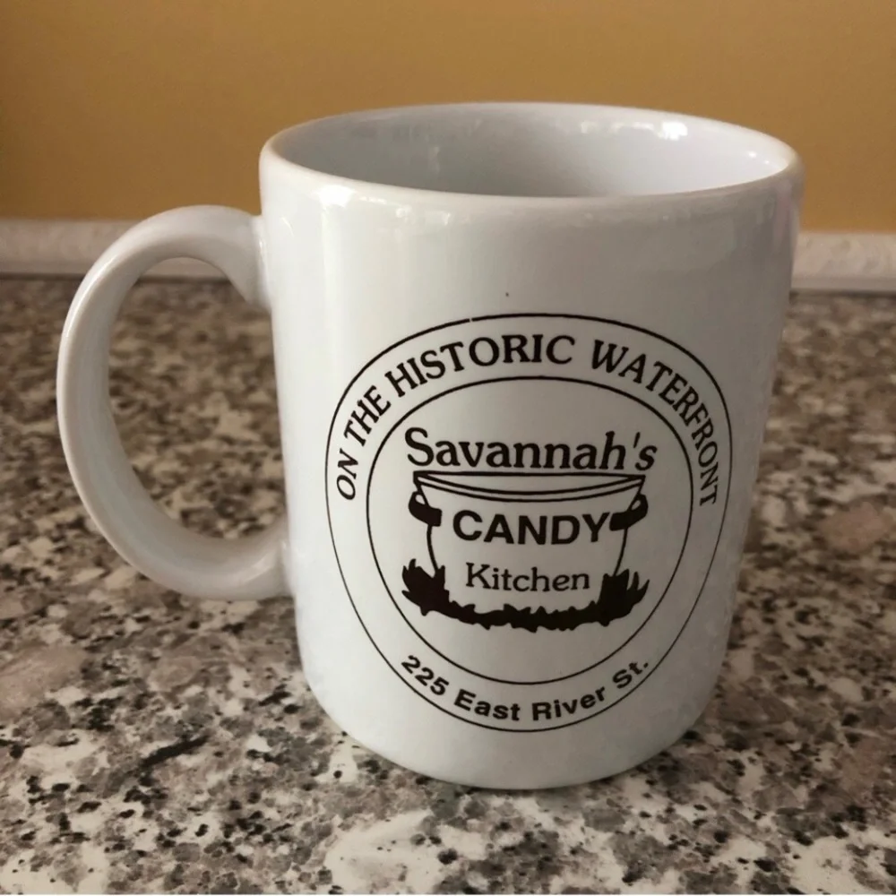 Mug Chocolate Death Savannah Candy Kitchen Georgia coffee white brown Vintage